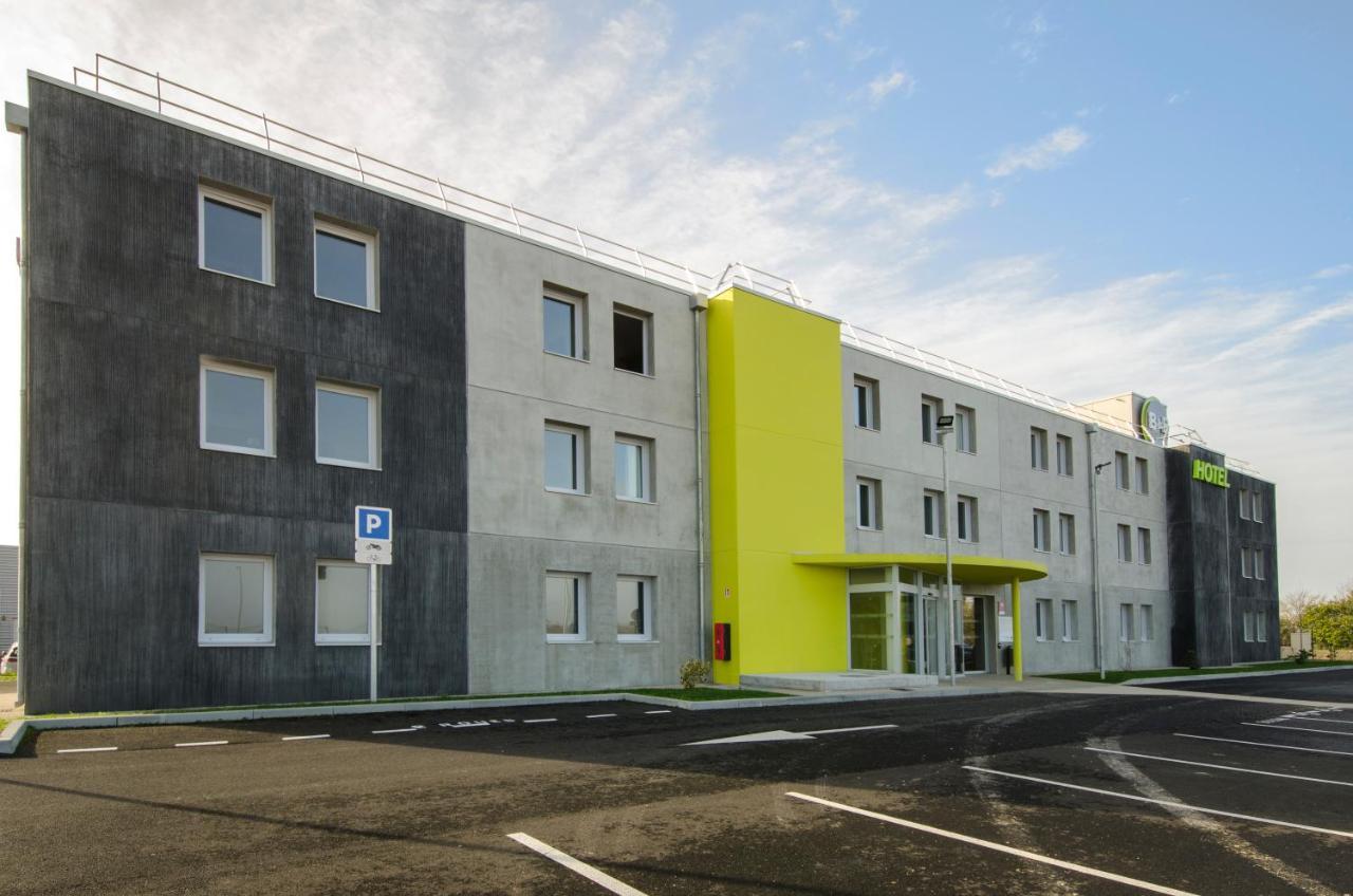 B&B Hotel Montargis-Amilly Amilly  ภายนอก รูปภาพ